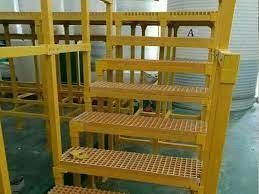 Yellow Walkway FRP Grating Panel Kisi Fiberglass Non Slip Ukuran 30*30mm