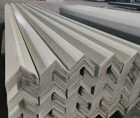 Ketahanan Slip FRP Profil Struktural Profil Sudut Panjang Disesuaikan,Fiberglass Pultruded Profil Struktural Square