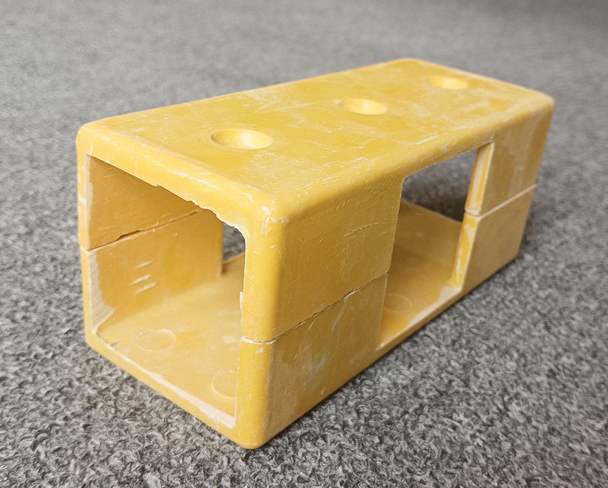 50mm FRP Square Tube Connector Four Way SMC Aksesoris cetakan untuk penggunaan konstruksi